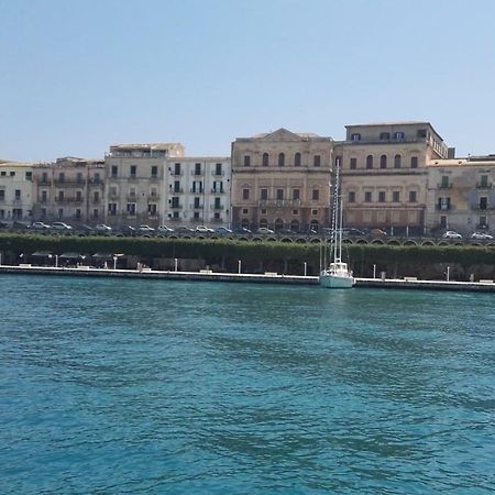 Calarossa Residence سيراكوزا المظهر الخارجي الصورة