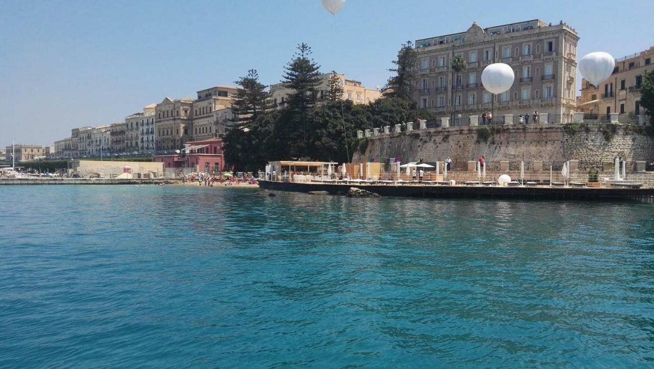Calarossa Residence سيراكوزا المظهر الخارجي الصورة
